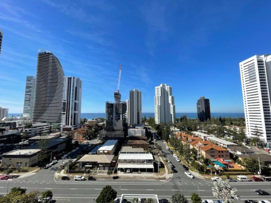Broadbeach Apartment Level 10 With Beach Views Gold Coast Extérieur photo